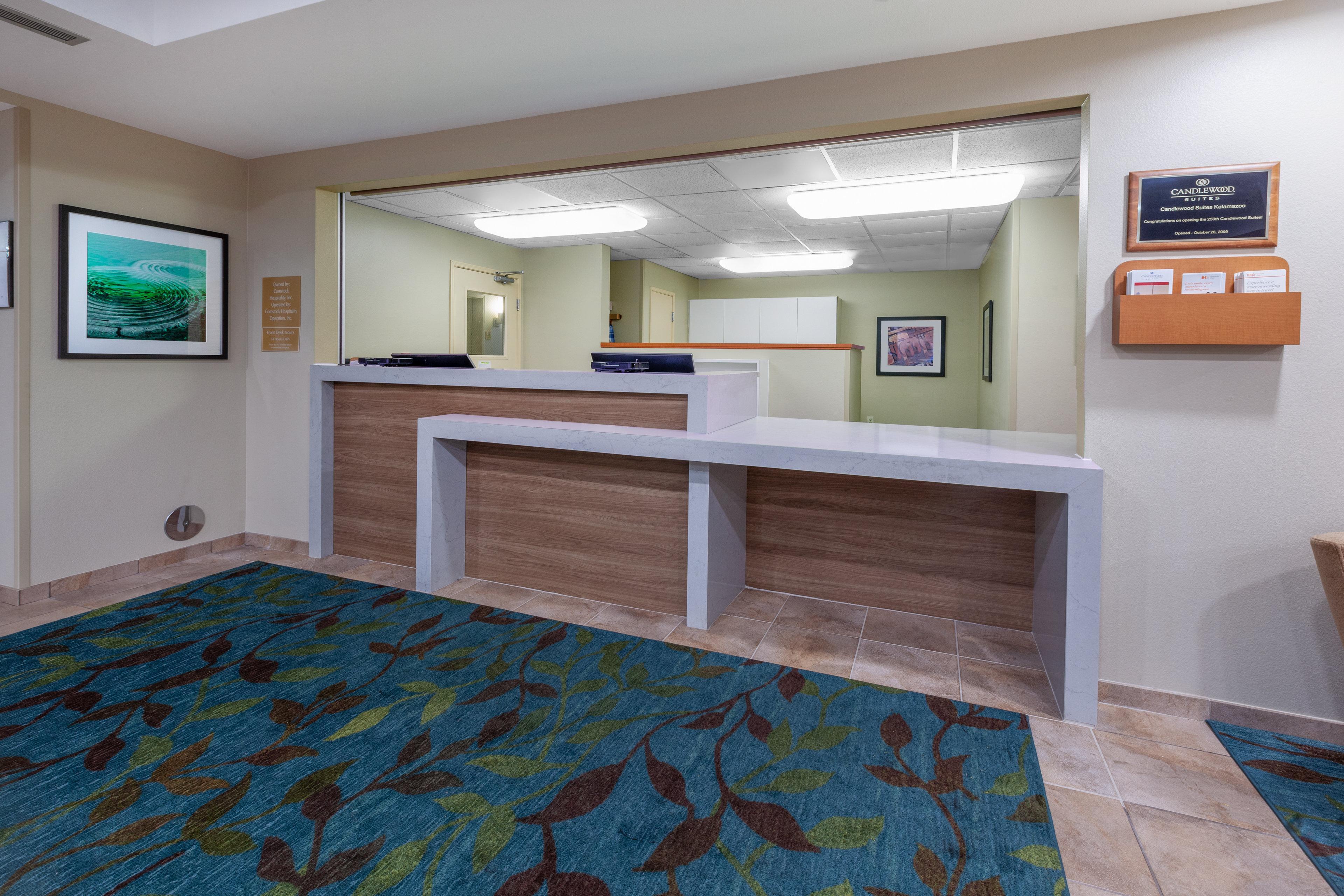 Candlewood Suites Kalamazoo By Ihg Esterno foto